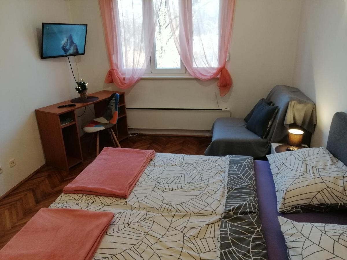 Apartman Gobac Karlovac Bagian luar foto